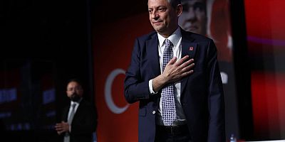 Özgür Özel Muhittin Böcek İçin Antalya'ya geldi.