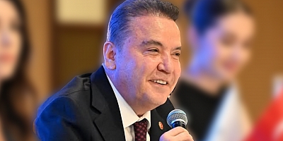 SON DAKİKA! Antalya Büyükşehir Belediyesi Başkanı Muhittin Böcek görevden uzaklaştırıldı!